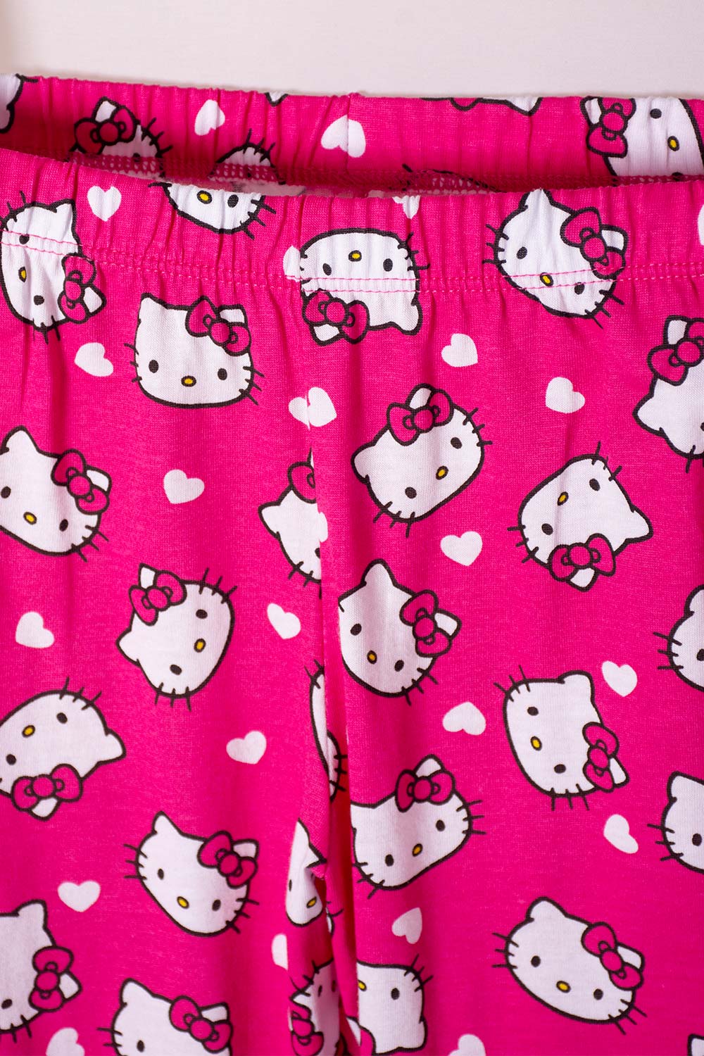 PIJAMA DE HELLO KITTY CON PANTALÓN LARGO ROSADO PARA NIÑA
