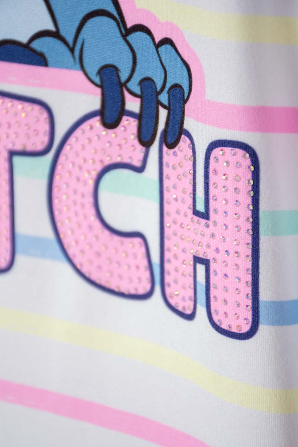CONJUNTO DE STITCH MULTICOLOR CON PANTALÓN LARGO PARA NIÑA