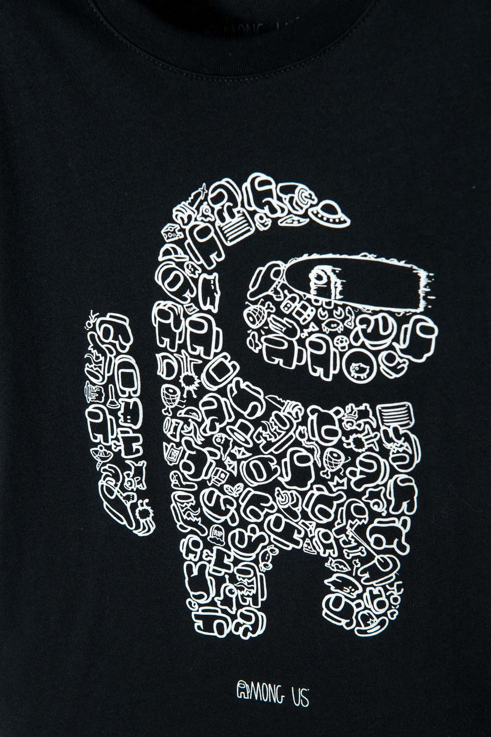 CAMISETA DE AMONG US MANGA CORTA NEGRO PARA NIÑO