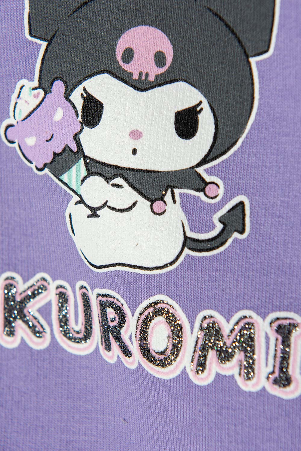 BUZO DE KUROMI LILA CON CAPUCHA PARA NIÑA