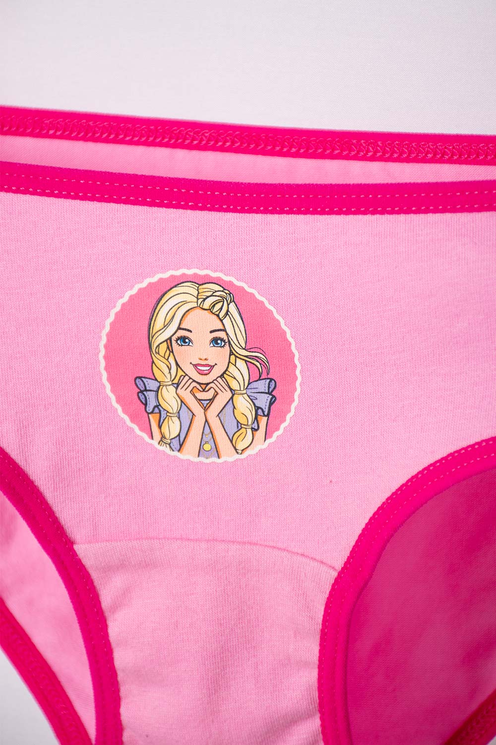 PACK X2 PANTIES  DE BARBIE ROSADO ESTAMPADO PARA NIÑA