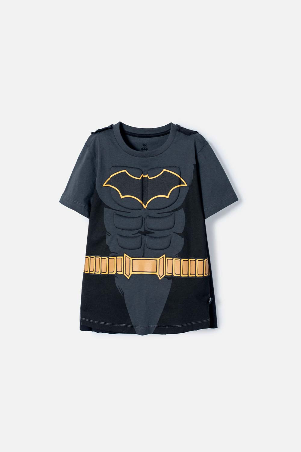 CAMISETA DE BATMAN CON CAPA GRIS Y NEGRO PARA NIÑO.