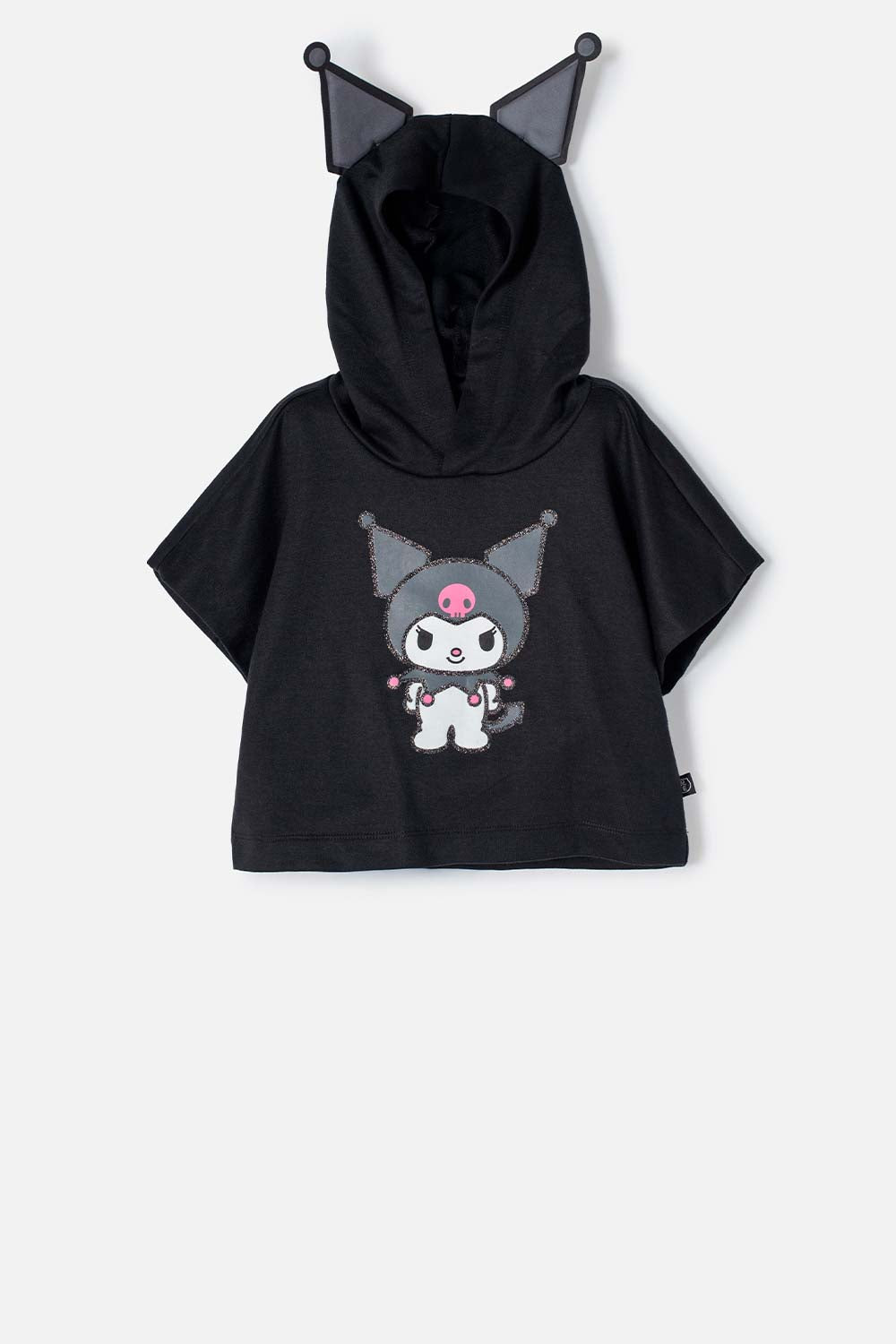 CAMISETA DE KUROMI CON CAPUCHA NEGRO PARA NIÑA.