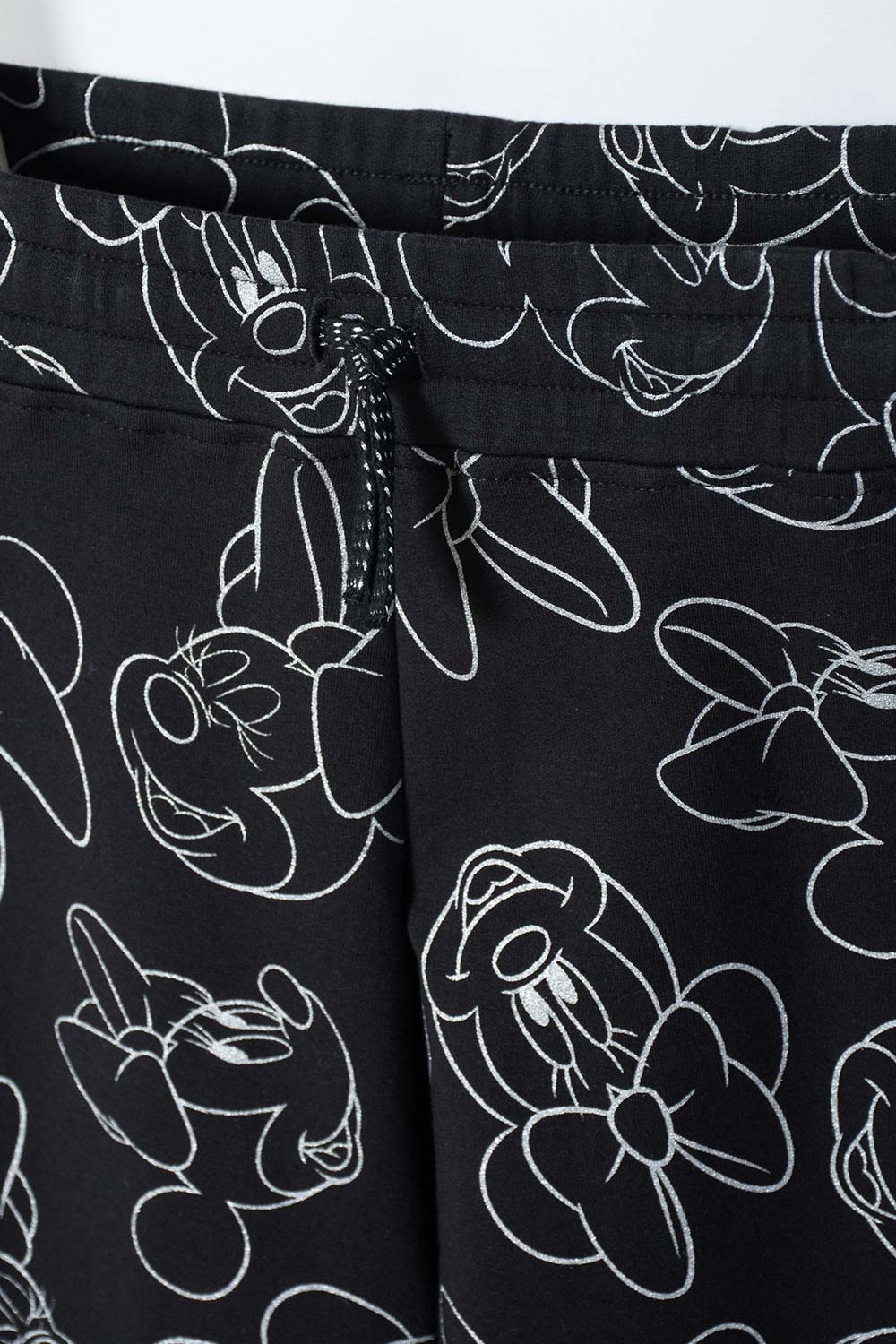 CONJUNTO DE MINNIE MOUSE NEGRO PARA NIÑA