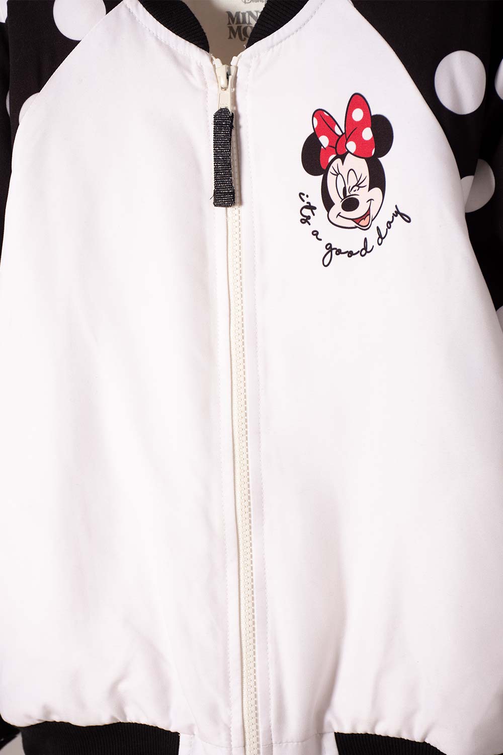 CHAQUETA MINNIE MOUSE CON CIERRE ROJO PARAISO PARA NIÑA