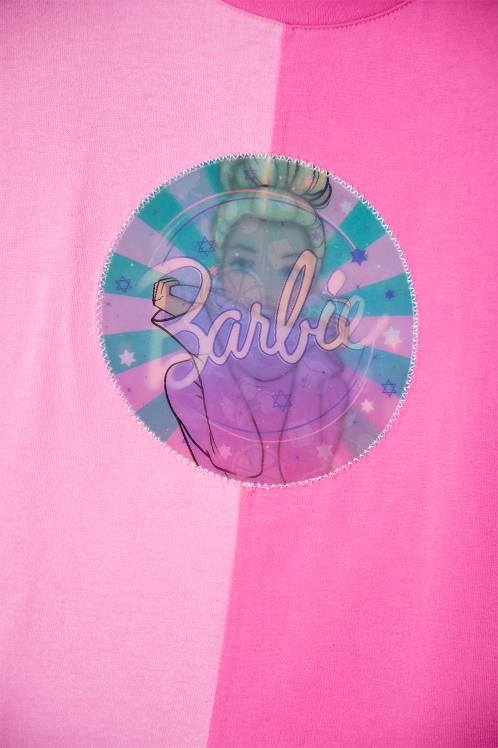CAMISETA DE BARBIE MANGA CORTA ROSADO PARA NIÑA