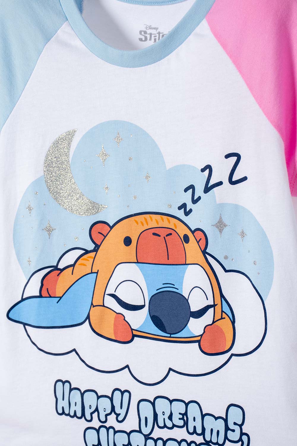 PIJAMA DE STITCH Y CAPYBARA MULTICOLOR PARA NIÑA