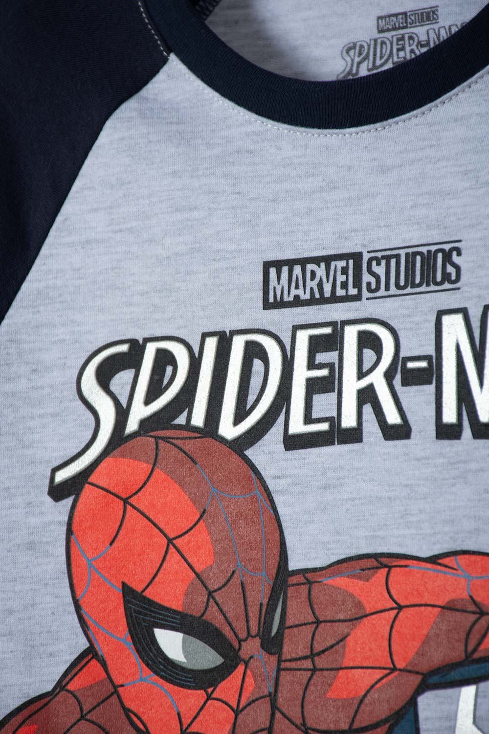 CAMISETA DE SPIDERMAN MANGA CORTA MULTICOLOR PARA NIÑO