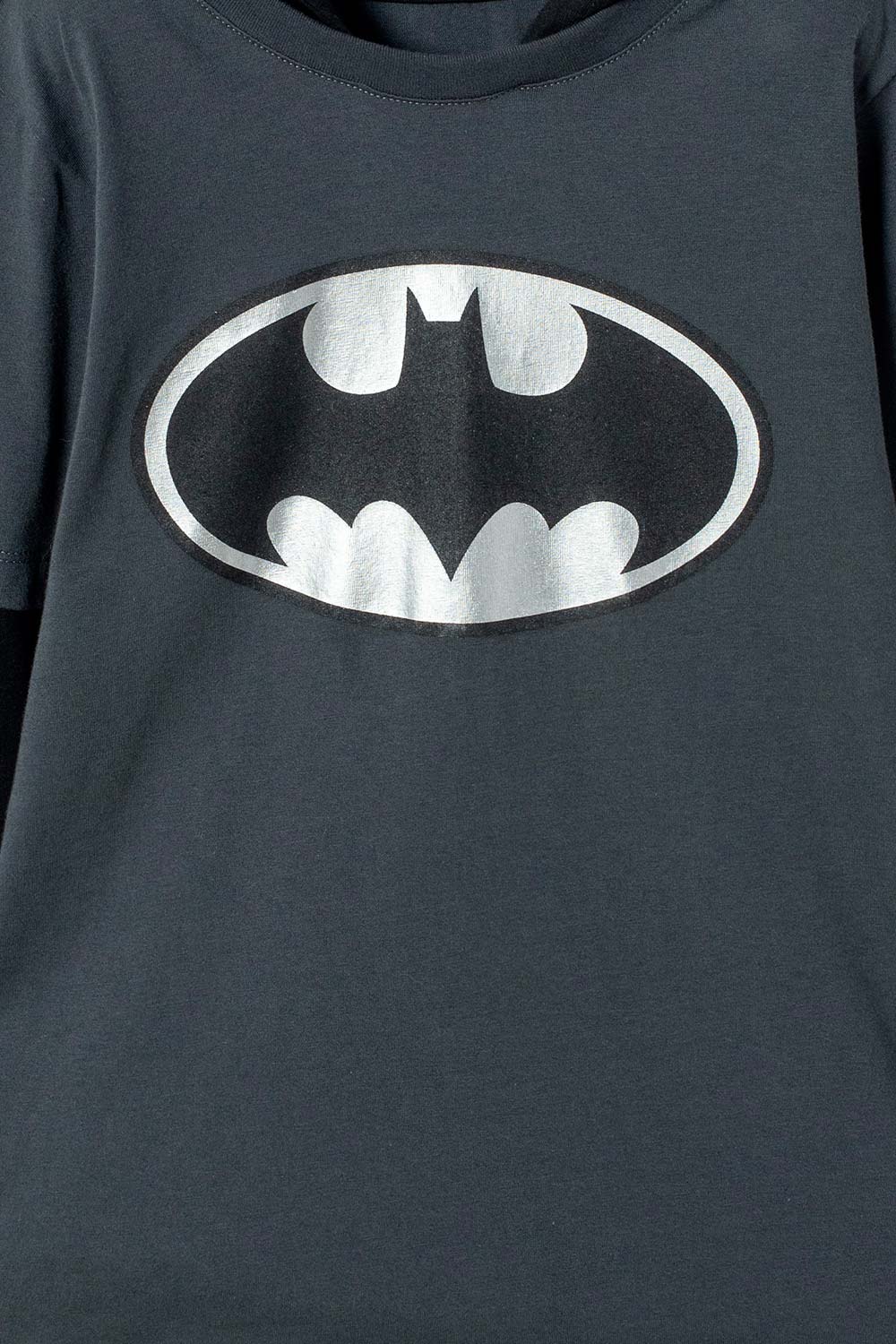 CAMISETA DE BATMAN MANGA LARGA GRIS Y NEGRO PARA NIÑO