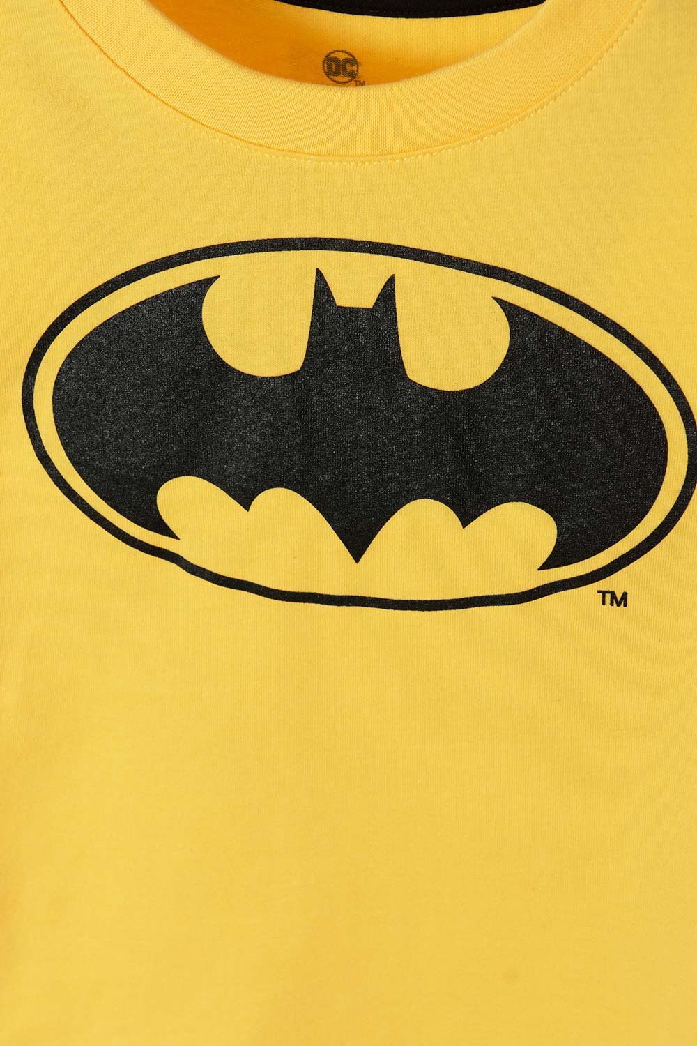 CAMISETA DE BATMAN CON BOTONES EN EL HOMBRO PARA NIÑO 2T A 5T