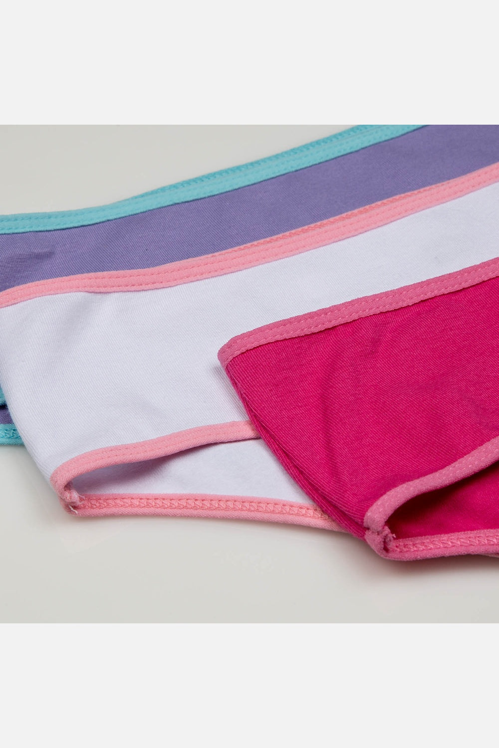 PACK X3 PANTIES DE MIC MULTICOLOR PARA NIÑA