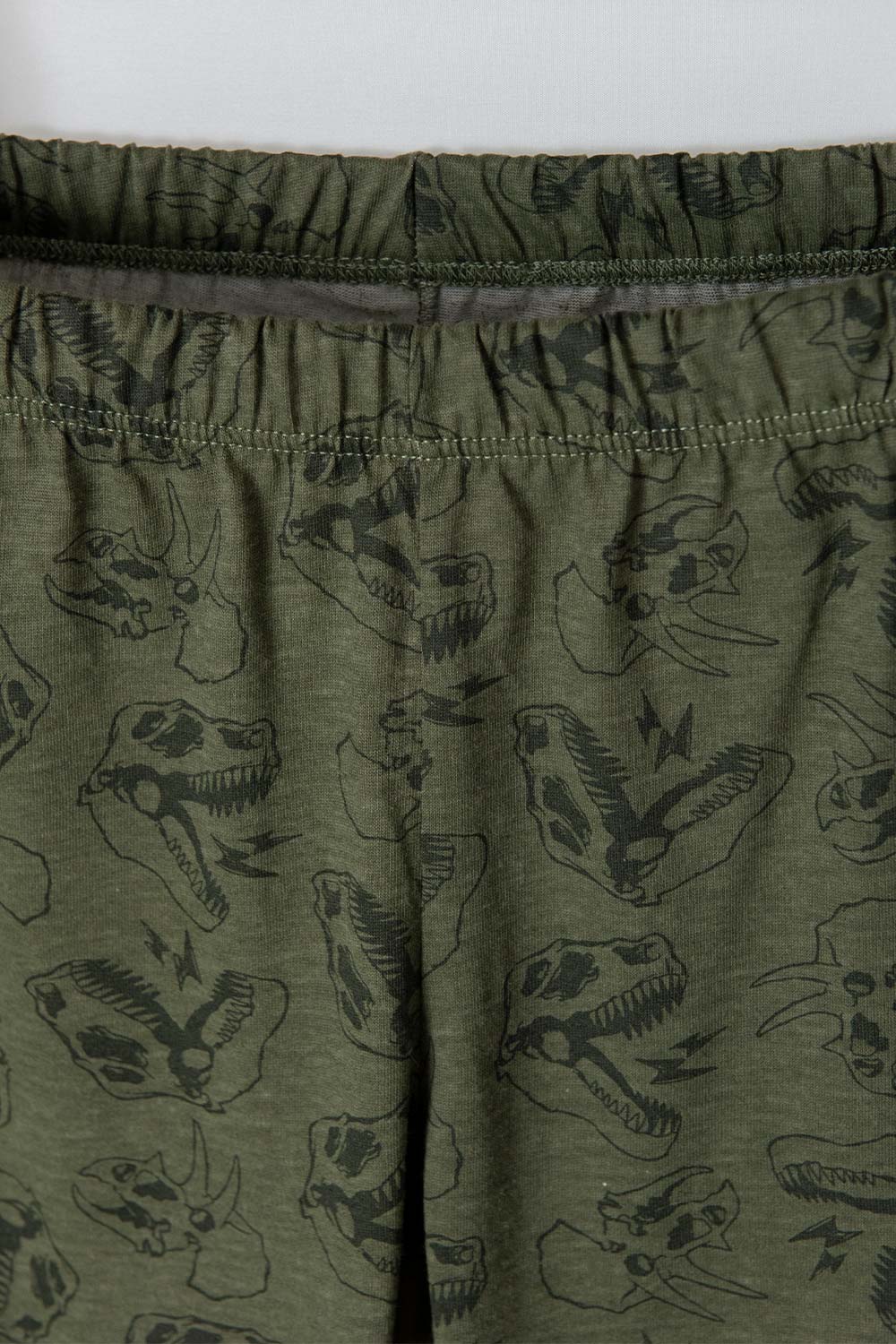 PIJAMA DE MIC CON PANTALÓN LARGO BLANCO PARA NIÑO