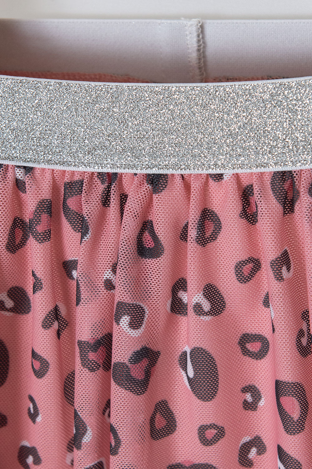 CONJUNTO LITTLEMIC MARFIL Y PALO DE ROSA DE LEGGINS CON TUTÚ PARA NIÑA 2T A 5T