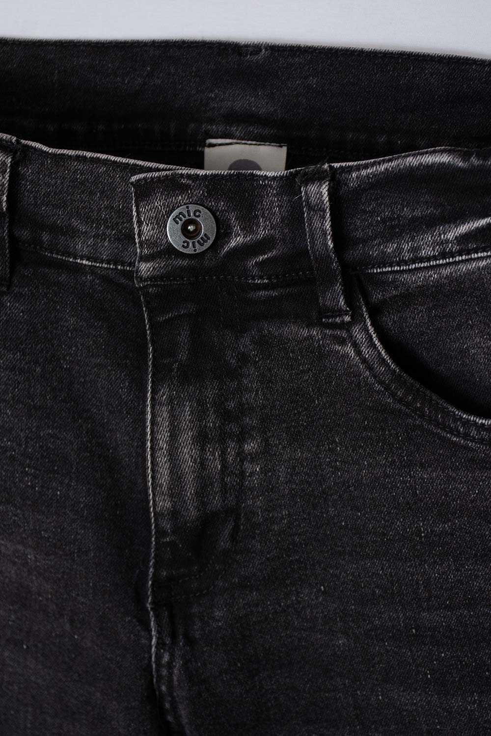 JEAN DE MIC CON BOLSILLOS OSCURO PARA NIÑO