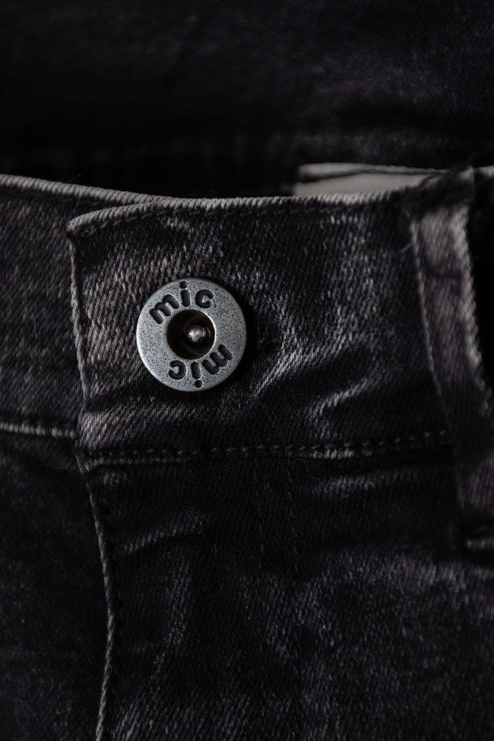JEAN DE MIC CON BOLSILLOS OSCURO PARA NIÑO