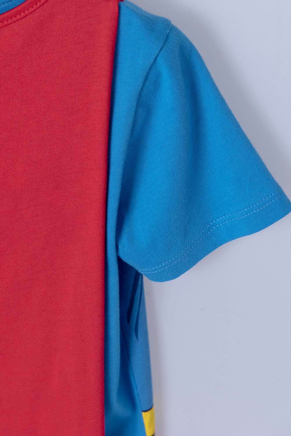 CAMISETA DE SUPERMAN AZUL Y ROJA CON MANUALIDAD 3D PARA NIÑO 2T A 5T