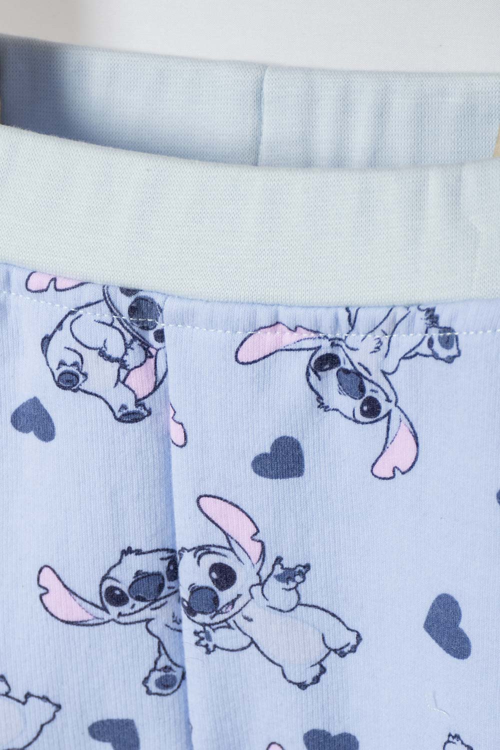 CONJUNTO DE STITCH PANTALÓN LARGO AZUL CIELO PARA BEBÉ NIÑA