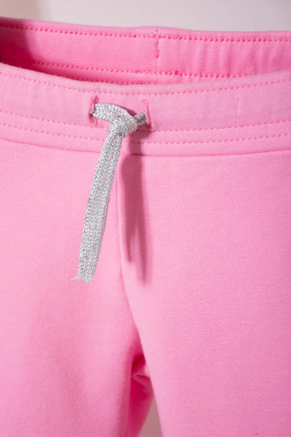 CONJUNTO DE HELLO KITTY MULTICOLOR DE PANTALÓN LARGO PARA NIÑA 2T A 5T