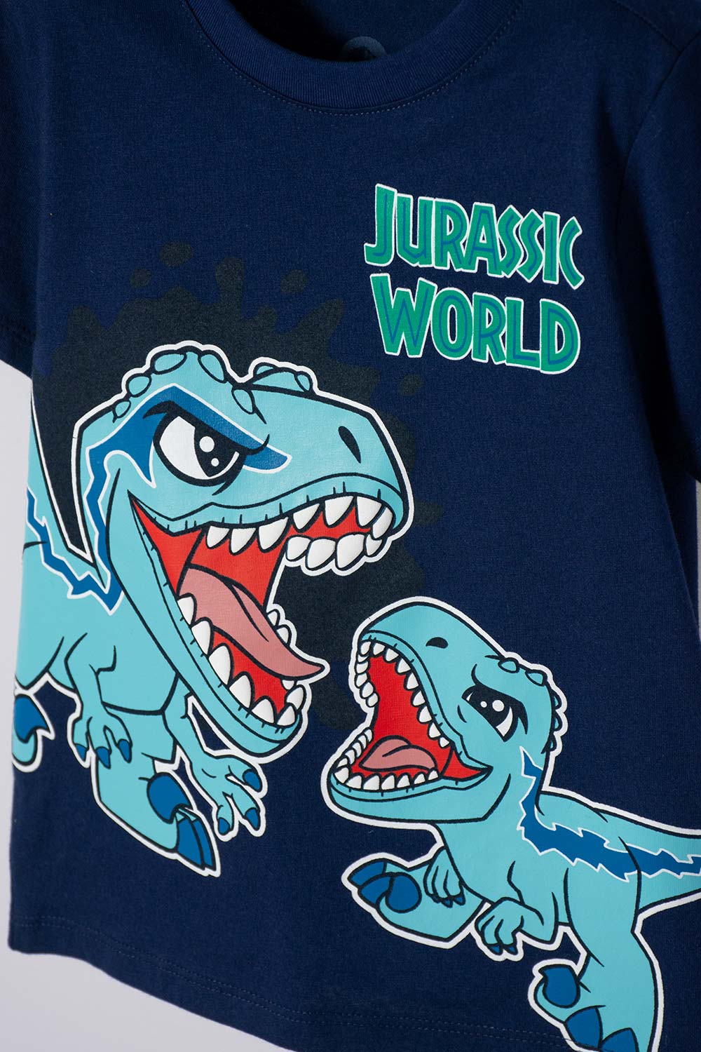 CONJUNTO DE JURASSIC WORLD PANTALÓN CORTO MULTICOLOR PARA NIÑO 2T A 6T