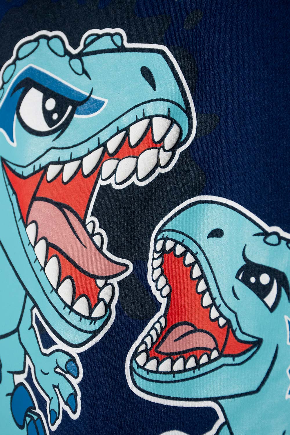 CONJUNTO DE JURASSIC WORLD PANTALÓN CORTO MULTICOLOR PARA NIÑO 2T A 6T