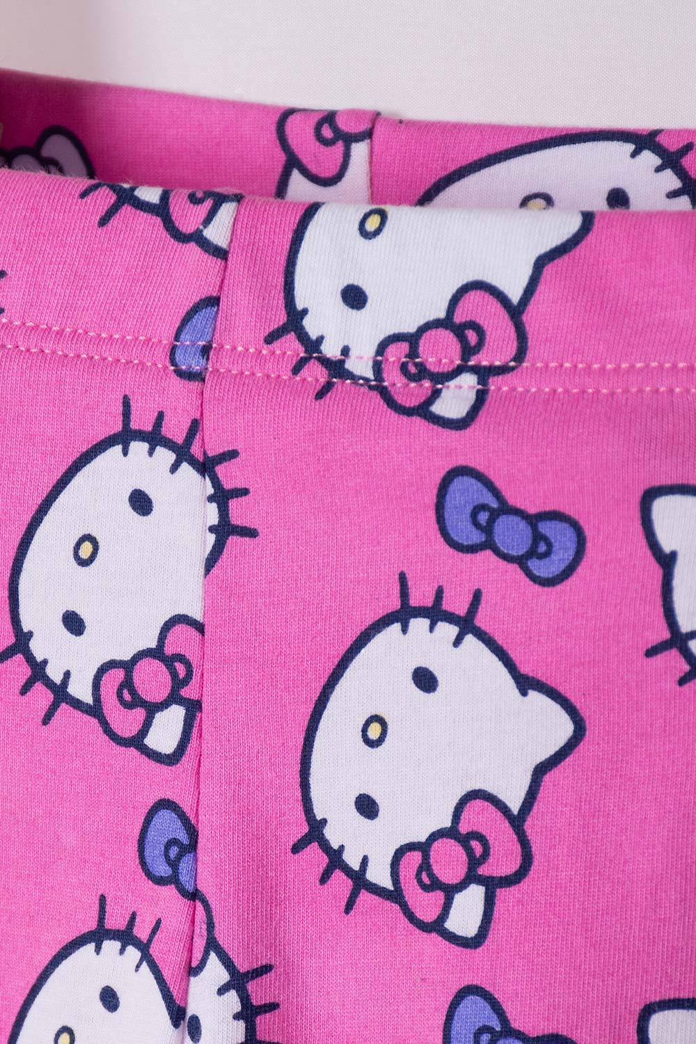 PIJAMA DE HELLO KITTY PANTALÓN LARGO MULTICOLOR PARA BEBÉ NIÑA