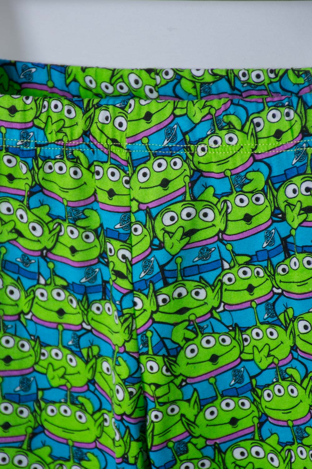 PIJAMA DE TOY STORY PANTALÓN LARGO MULTICOLOR PARA NIÑO 3T A 6T