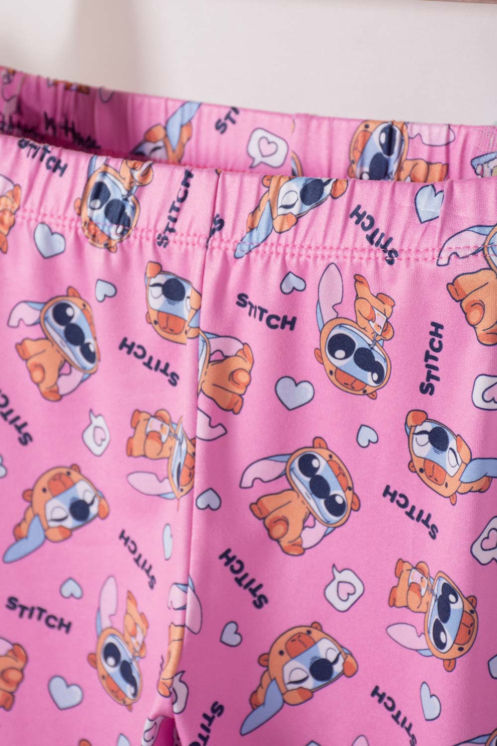 PIJAMA CAMINADOR NIÑA INTERIOR LILO Y ST